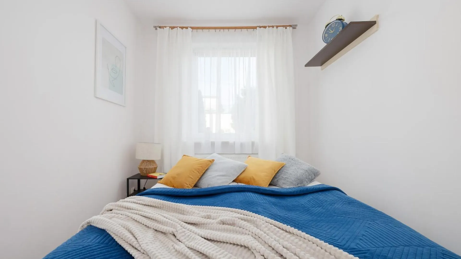 Apartament Na Parterze Z Parkingiem I Biurkiem Do Pracy Zdalnej W Piasecznie By Noclegi Renters Piaseczno